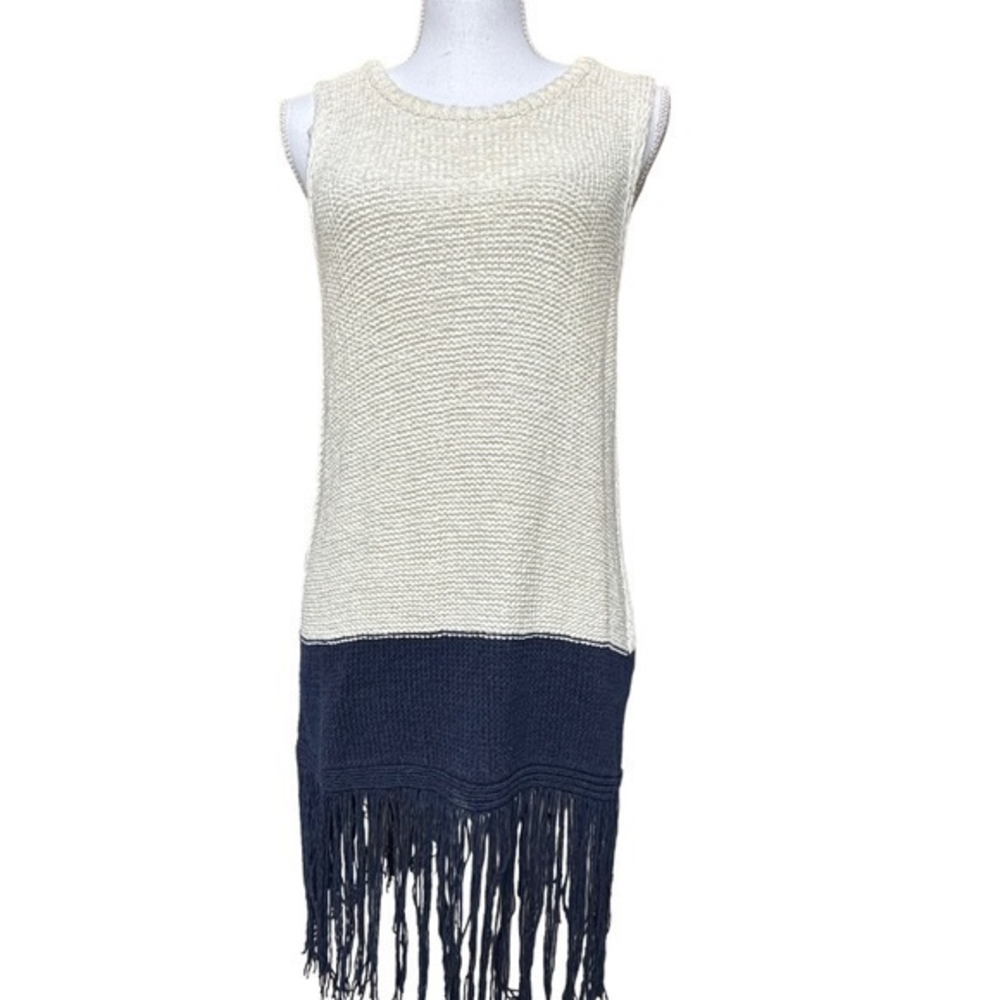 Two by Vince Camuto Women's Size M Knit Fringe Sleeveless Boho Sweater Cover Up